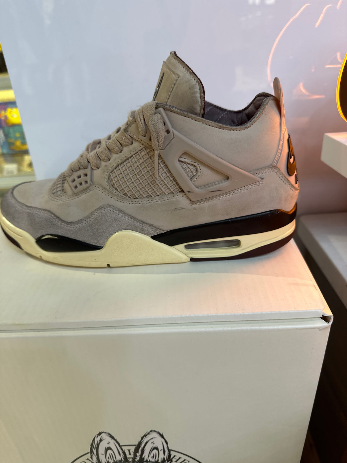 Air Jordan 4 x A Ma Maniere "While You Were Sleeping" (pre-owned)