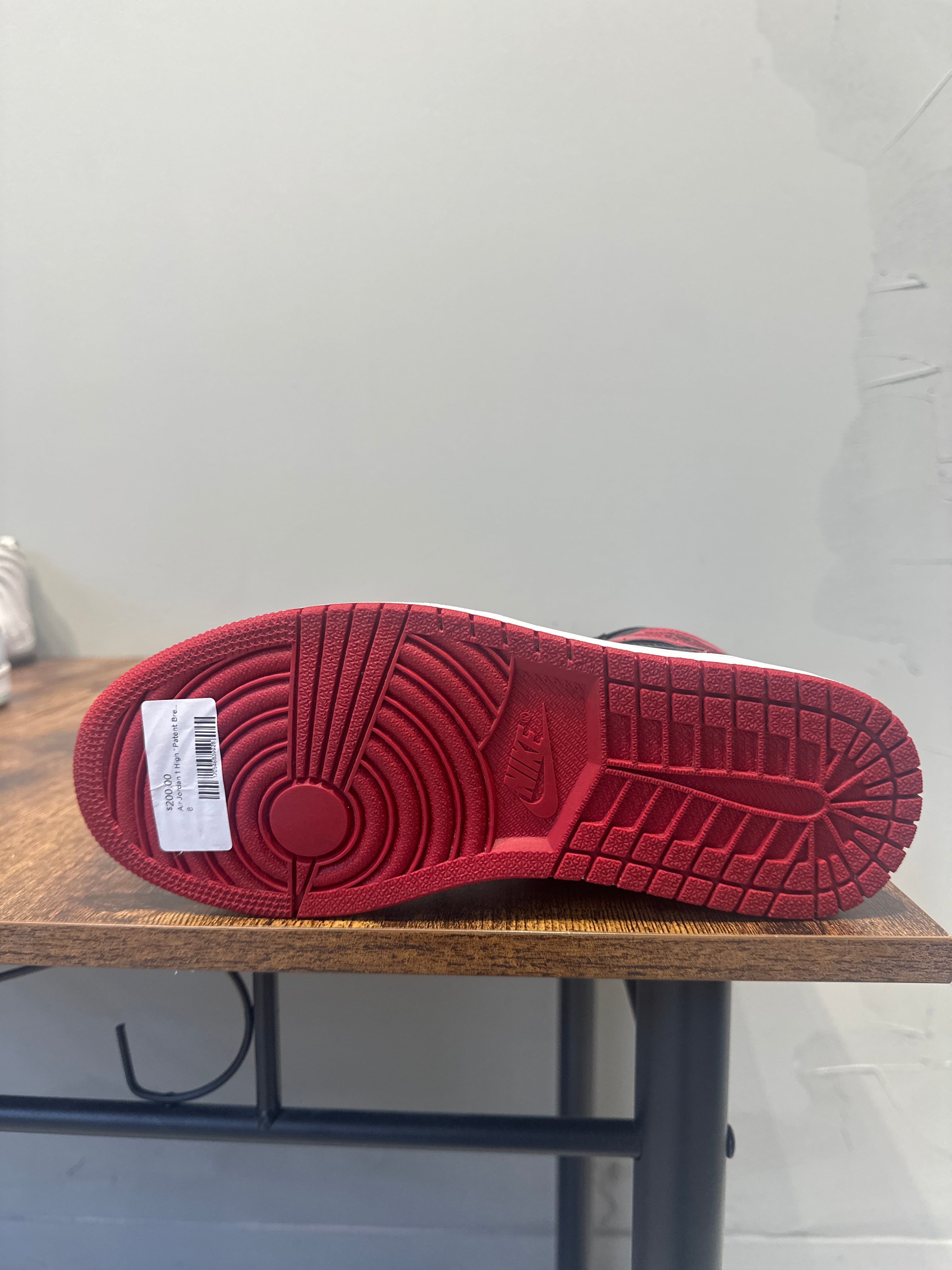 Air Jordan 1 High "Patent Bred" (Pre-Owned)