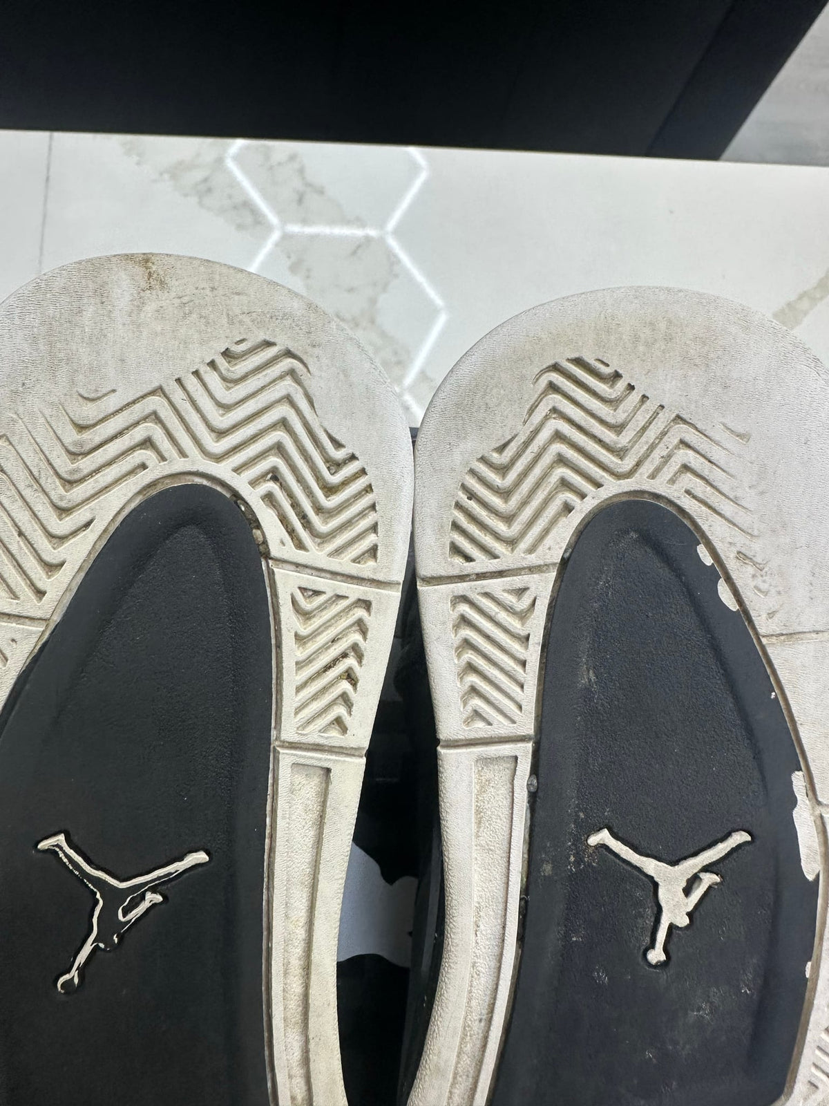 Jordan 4 Retro Fear (2024) (GS)