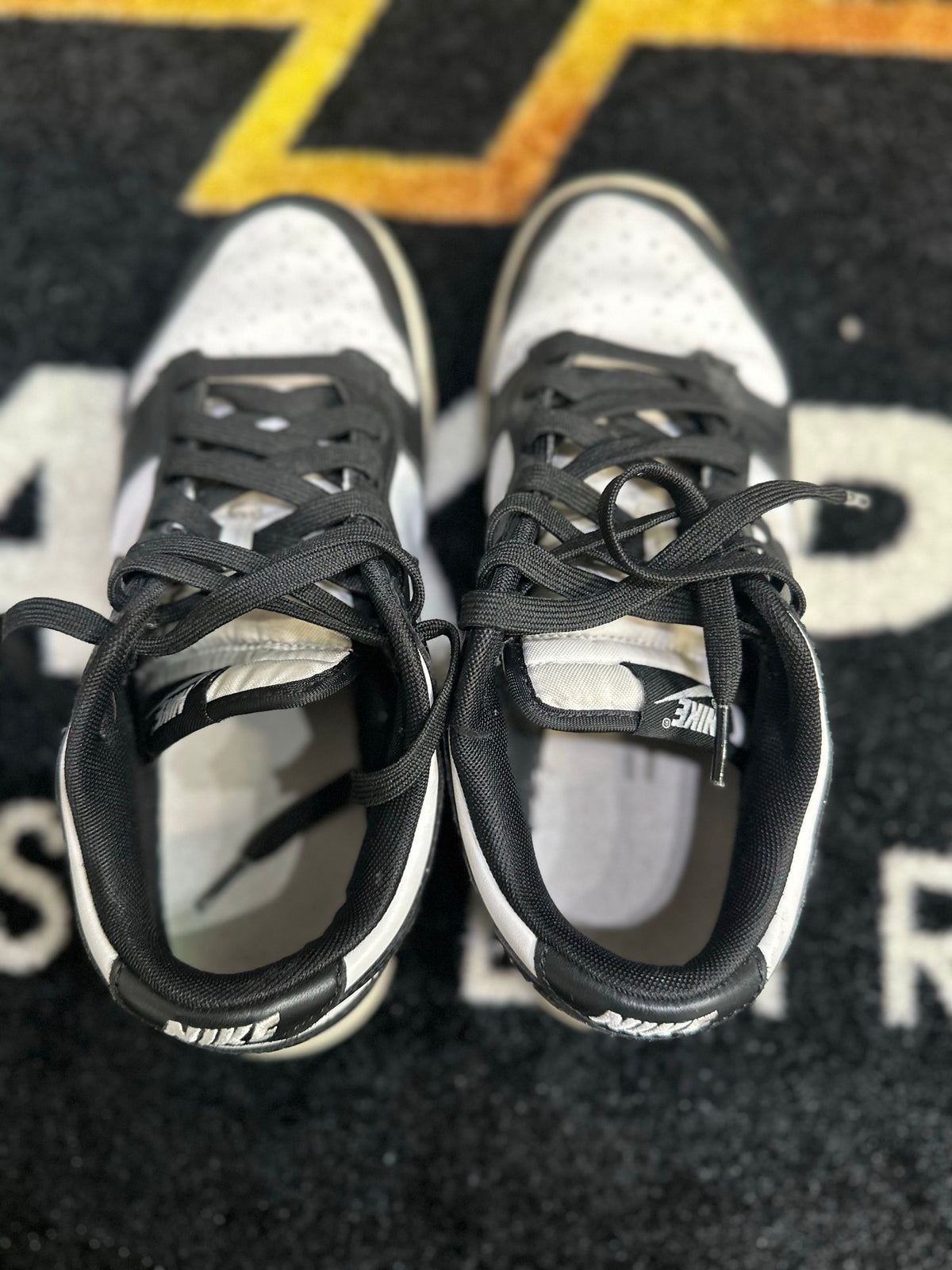 Nike Dunk Low SE Panda