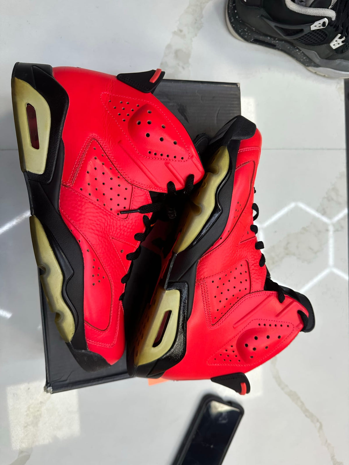 Jordan 6 Retro Infrared 23 (Toro)