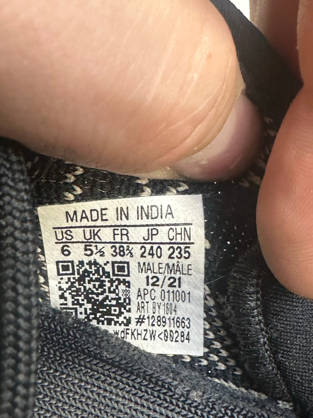adidas Yeezy Boost 350 V2 Core Black White