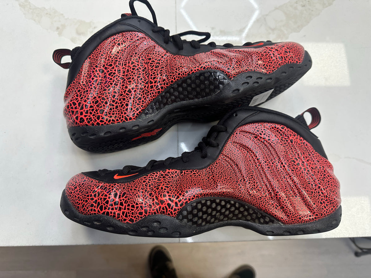 Nike Air Foamposite One Cracked Lava