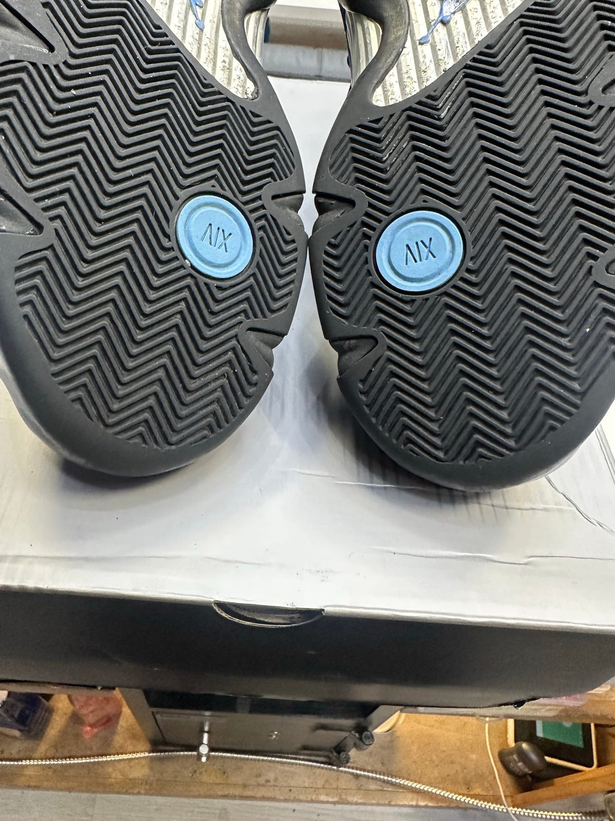 Jordan 14 Retro Black University Blue (2026)