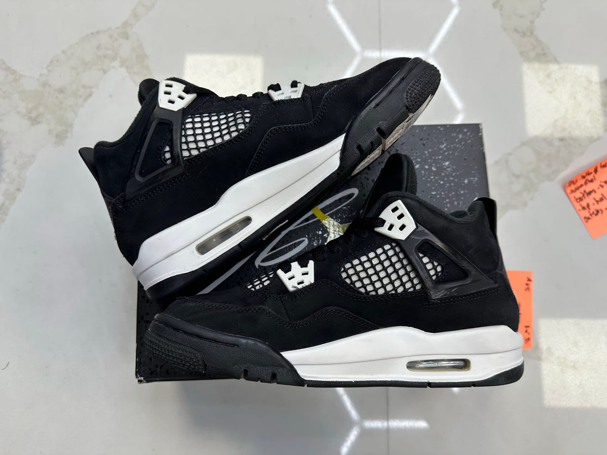 Jordan 4 Retro White Thunder
