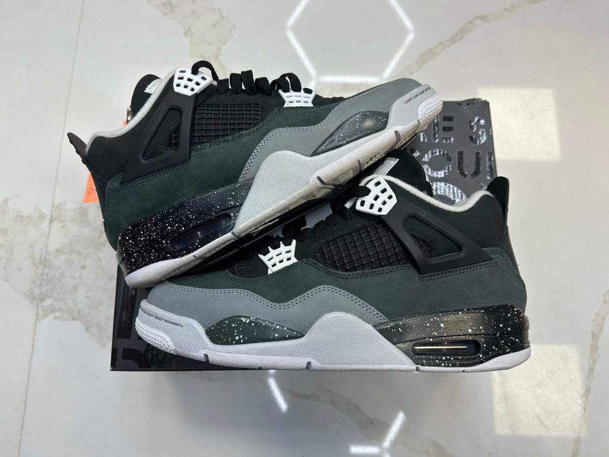 Jordan 4 Retro Fear (2024)