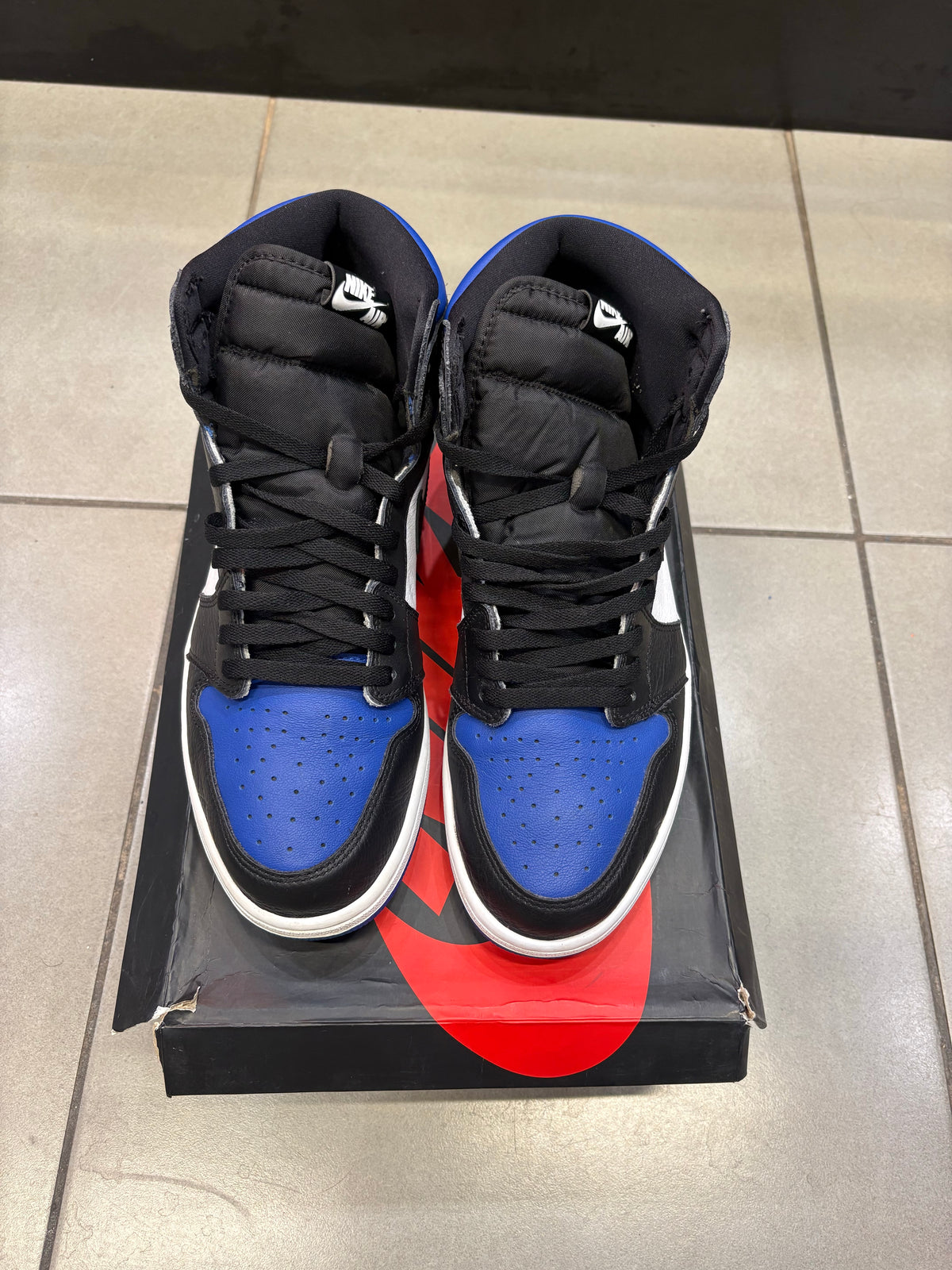 Air Jordan 1 Retro High Royal Toe