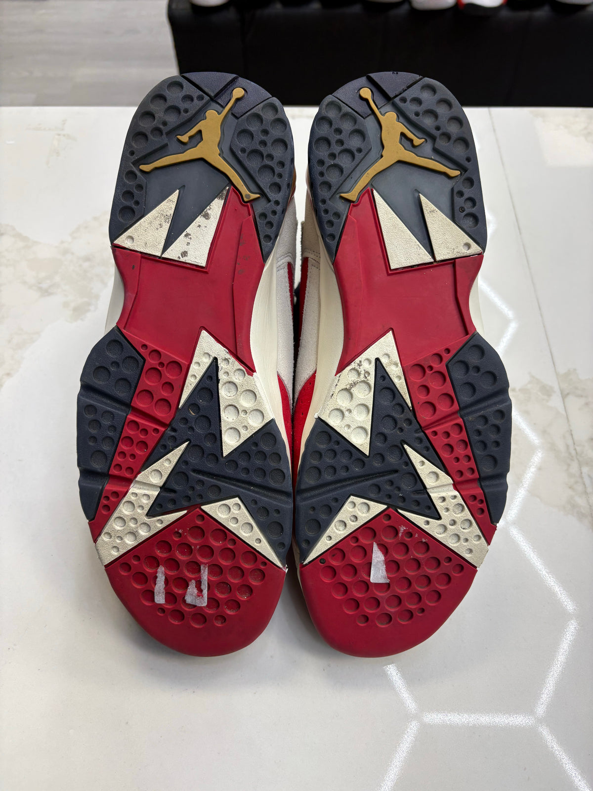 Jordan 7 Retro  Trophy Room New Sheriff in Town