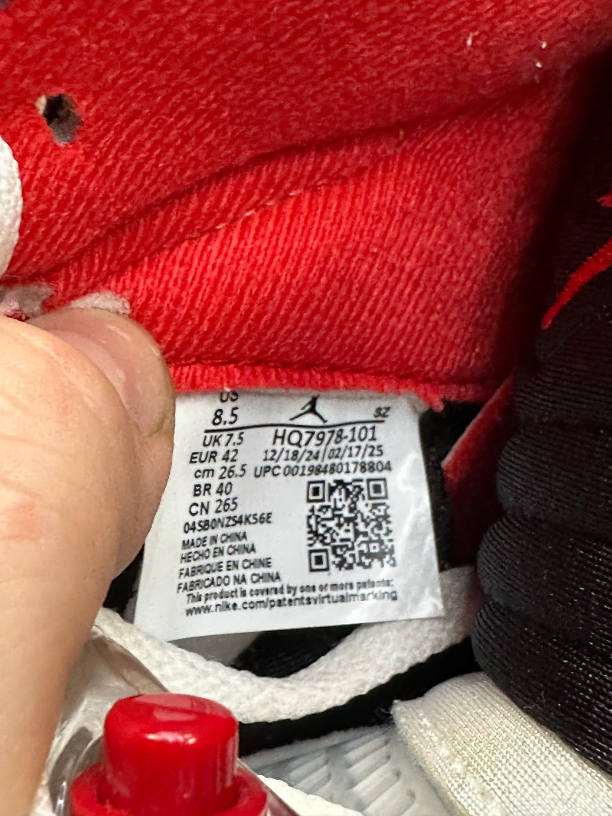 Jordan 5 Retro Fire Red Black Tongue (2025)