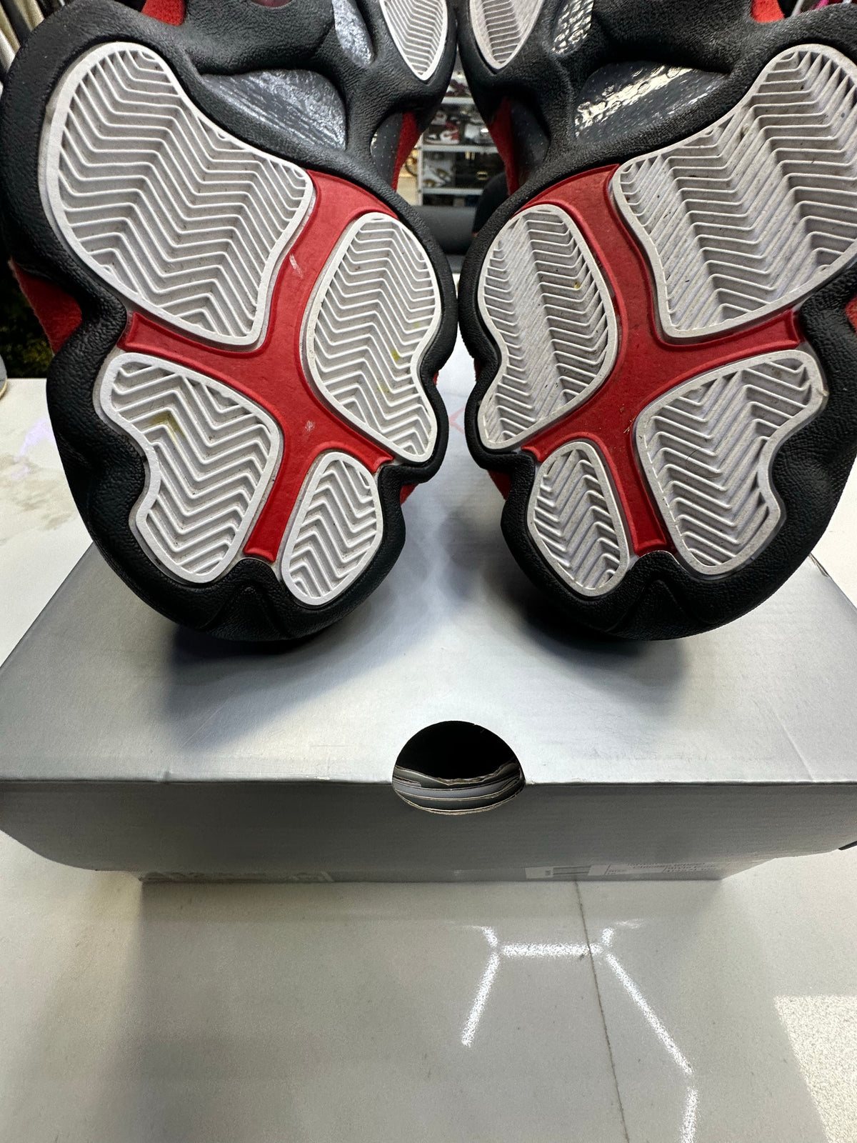 Jordan 13 Retro OG Chicago (2026)