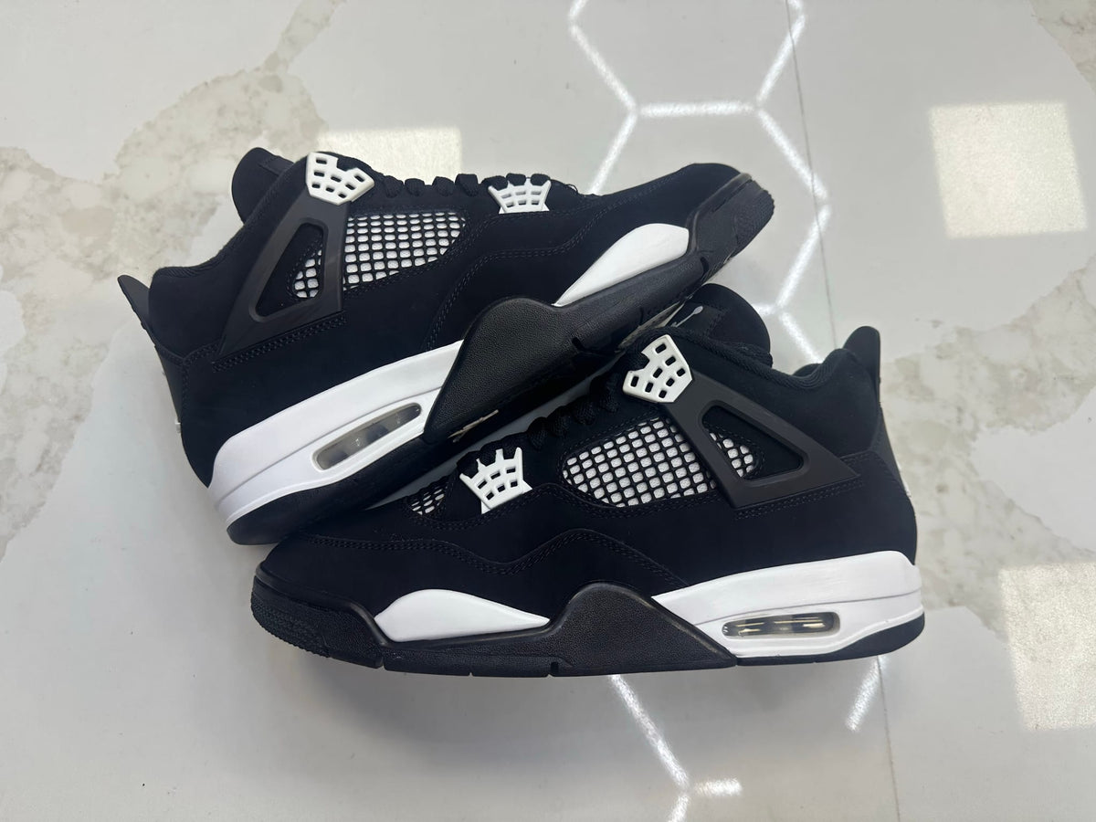 Jordan 4 Retro White Thunder