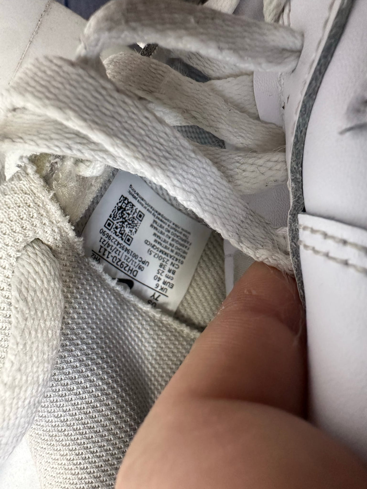 Nike Air Force 1 Low LE Triple White (GS)