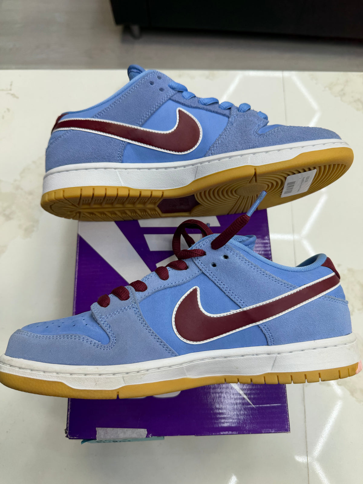 Nike SB Dunk Low Philadelphia Phillies