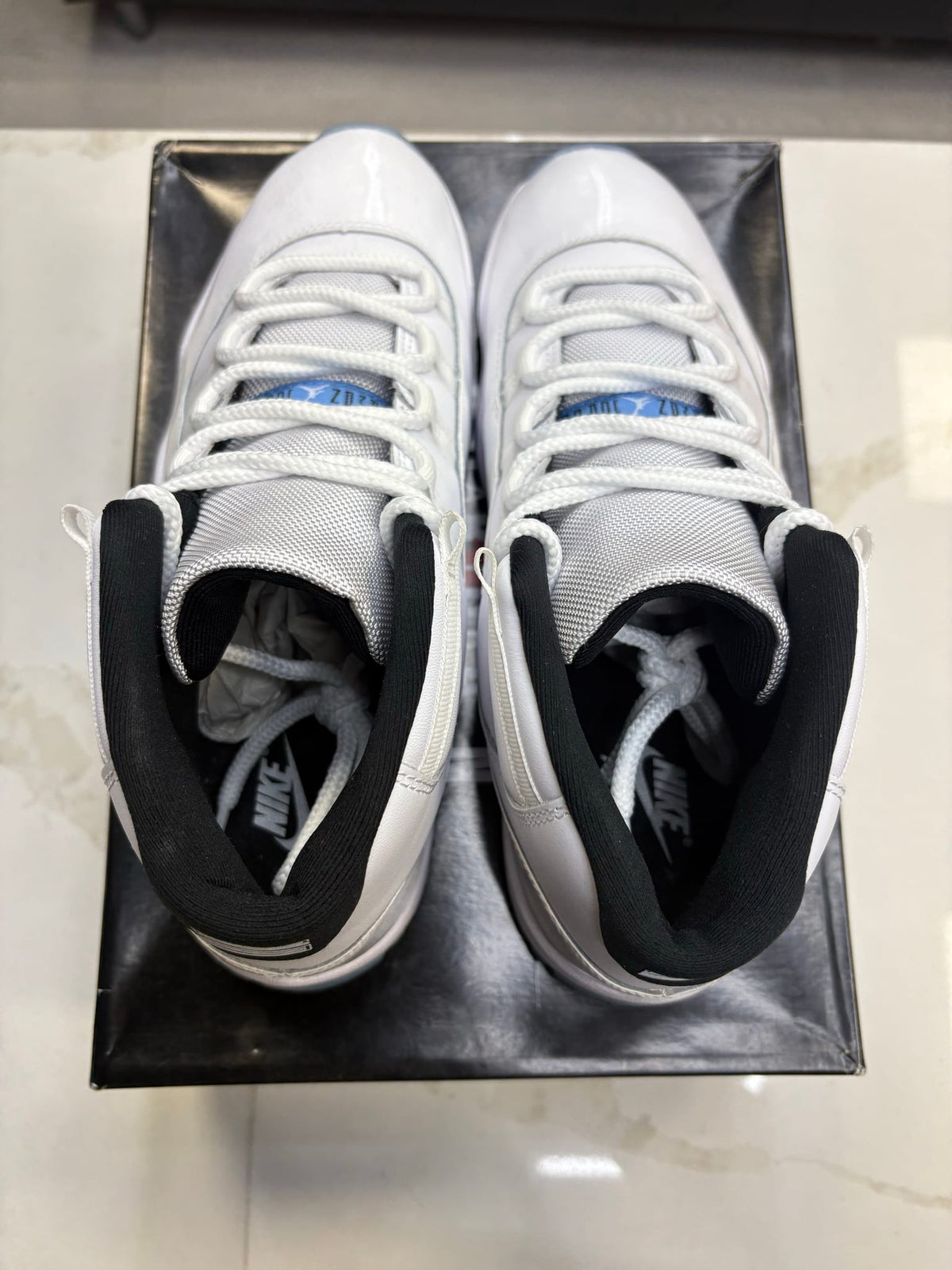 Jordan 11 Retro Legend Blue (2024)