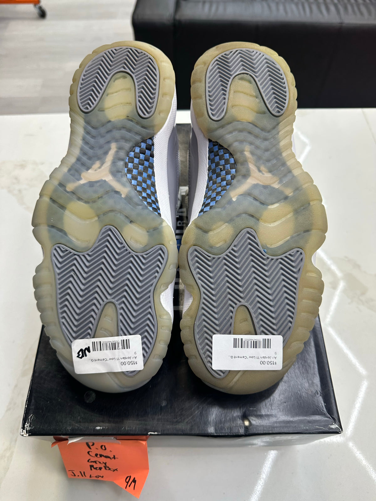 Jordan 11 Retro Low Cement Grey