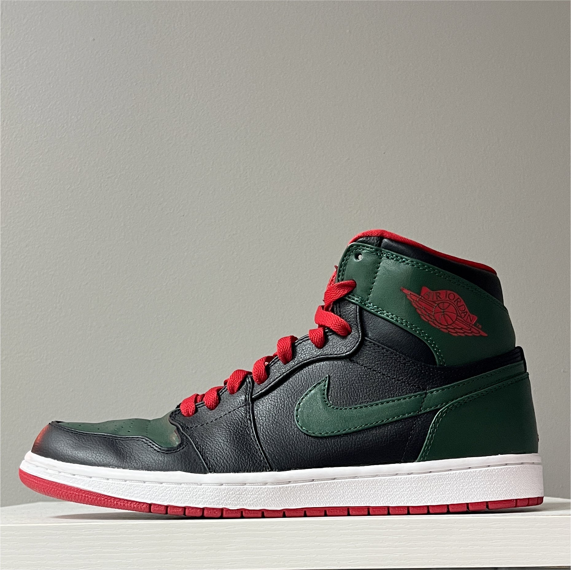 Air Jordan 1 High "Gucci" (Pre-Owned)