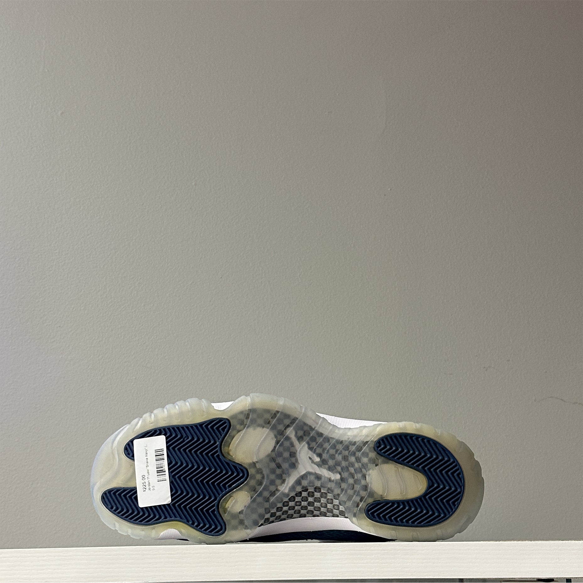 Air Jordan 11 Low "Navy Snakeskin" (2019) (Pre-Owned)