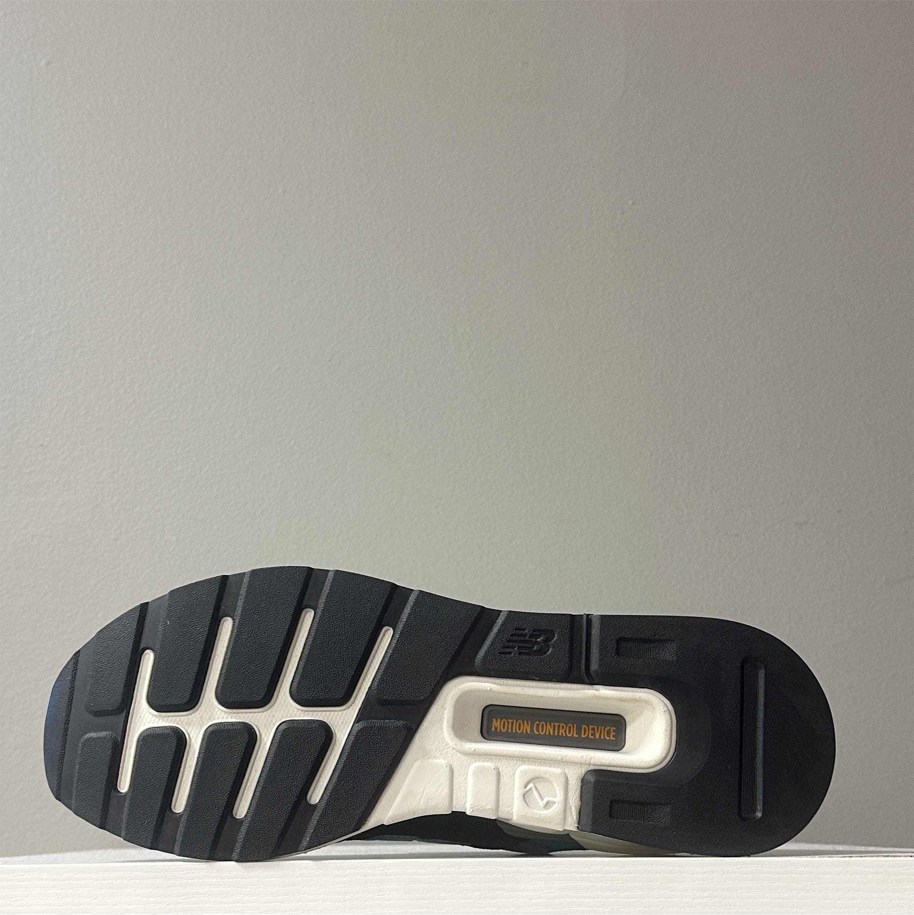 New Balance 997S x Shoe Palace "Great White Teal Toe" (Pre Owned)