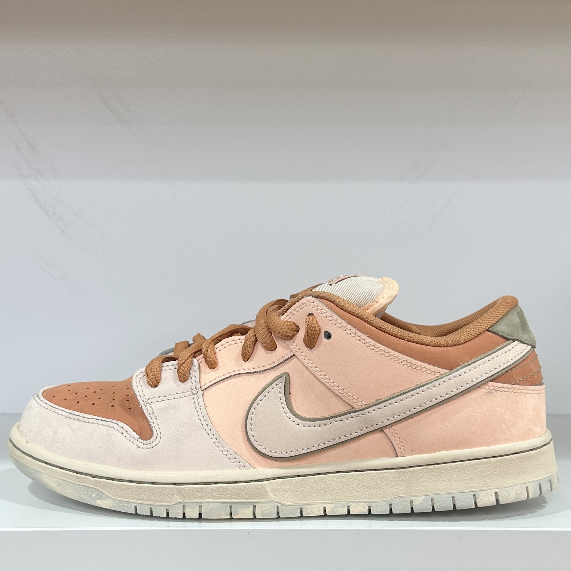 Nike SB Dunk Low "Trocadero Gardens"