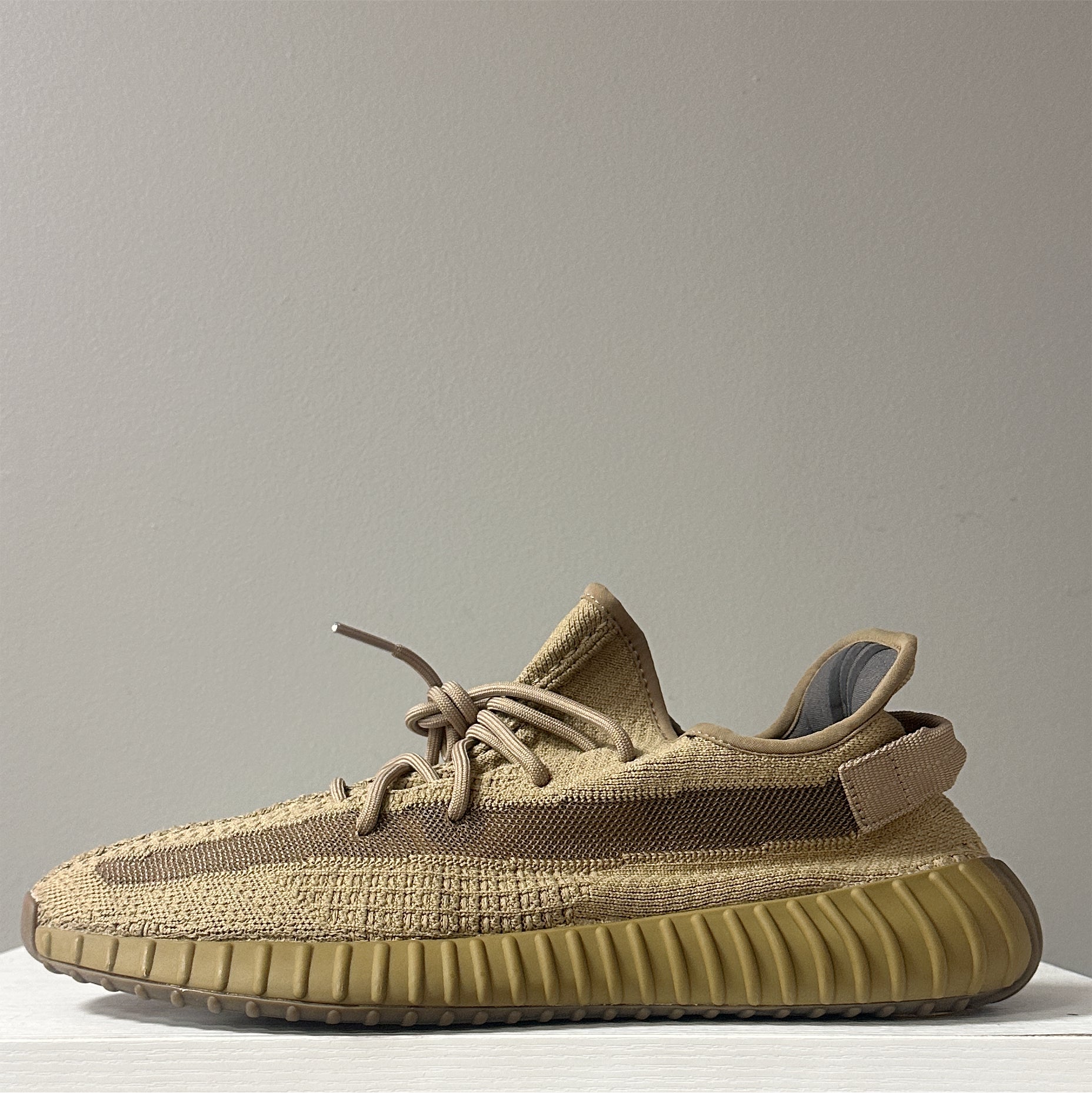Adidas Yeezy 350 V2 "Earth" (Pre-Owned)