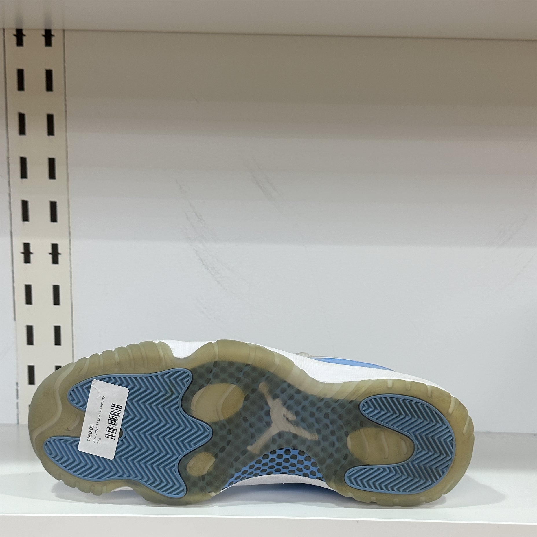 Air Jordan 11 Low “University Blue” (2017)(Pre-Owned)