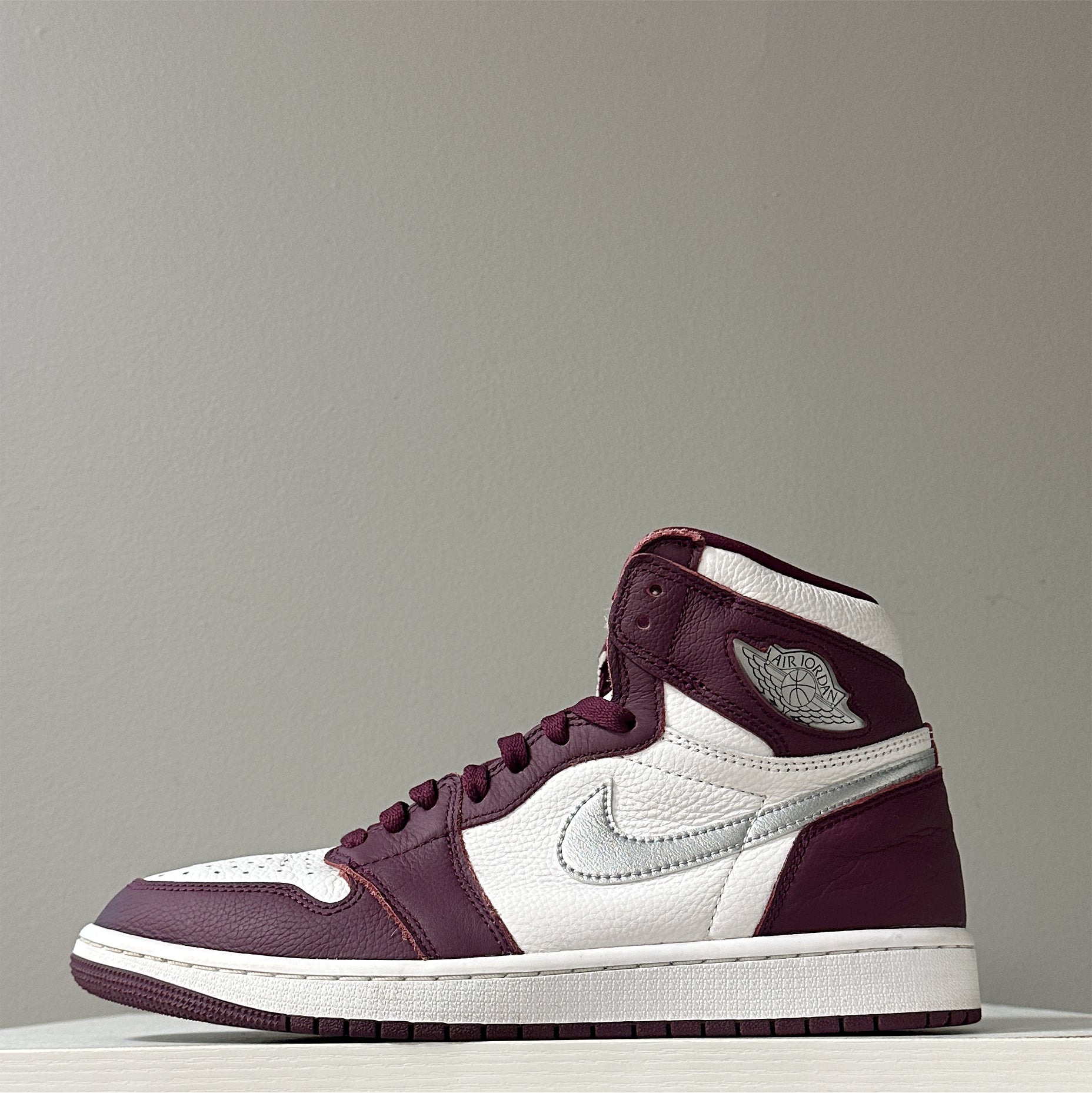 Air Jordan 1 High "Bordeaux" 2021 (pre-owned)