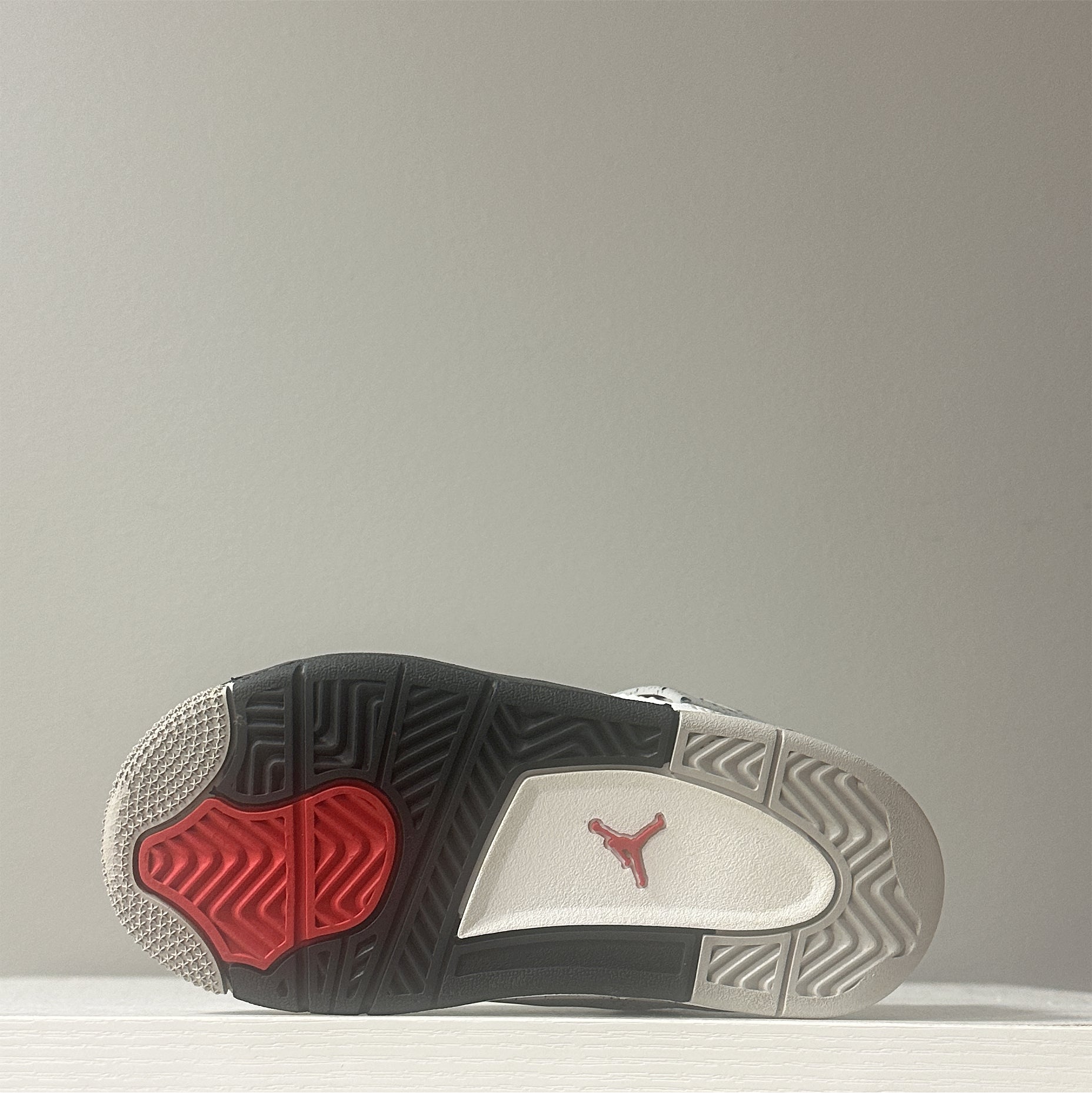 Air Jordan 4 "White Cement" (TD) (Pre-Owned)