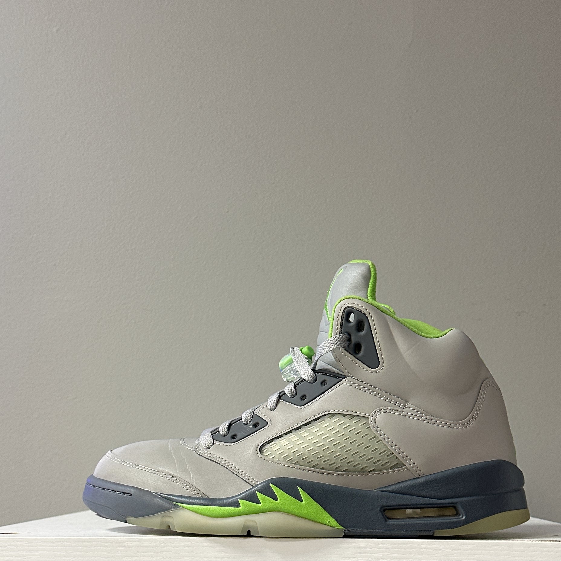 Air Jordan 5 "Green Bean" (2022) (Pre-Owned)