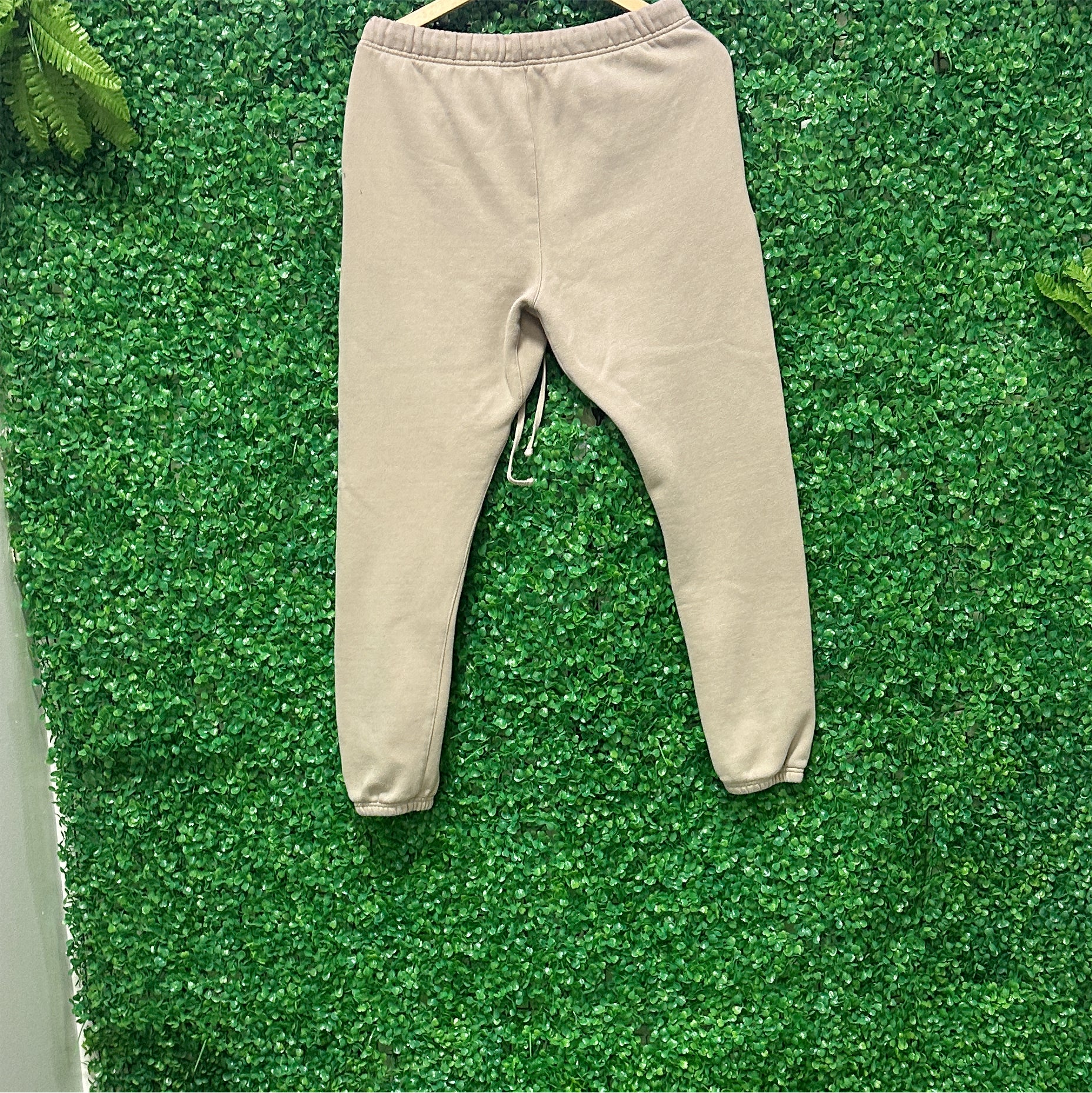 Essentials FOG Sweatpants "Tan" (pre-owned)