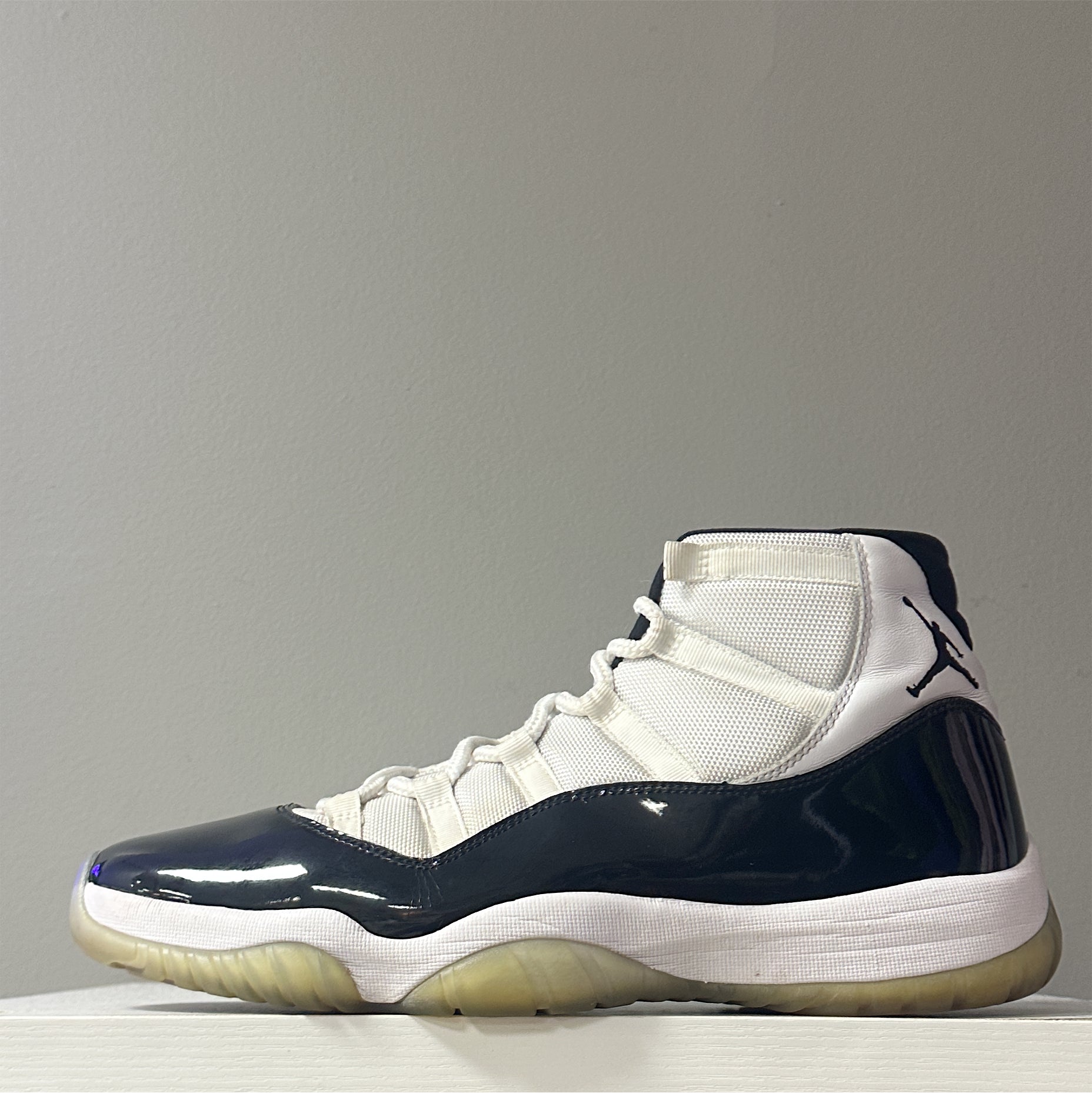 Air Jordan 11 "Concord" (2018) (Pre-Owned)