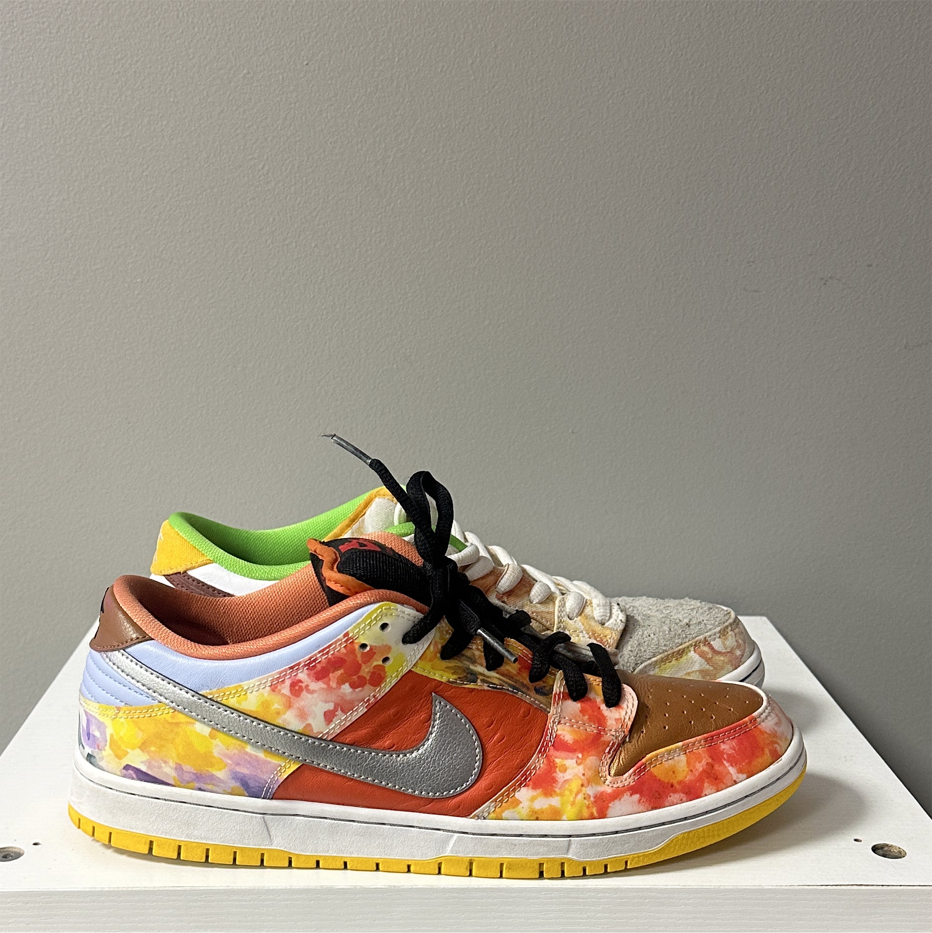 Nike Dunk Low SB "Street Hawker" (Pre-Owned)
