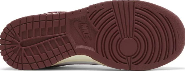 Nike Dunk Low "Vintage Team Red"(W)