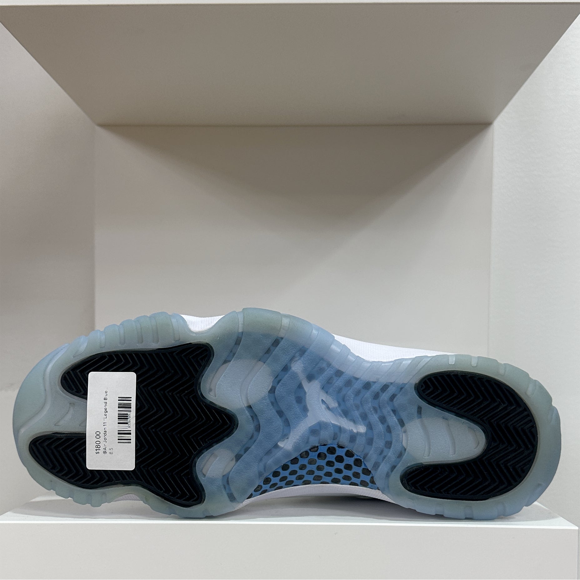 Air Jordan 11 “Legend Blue” (Pre-Owned)