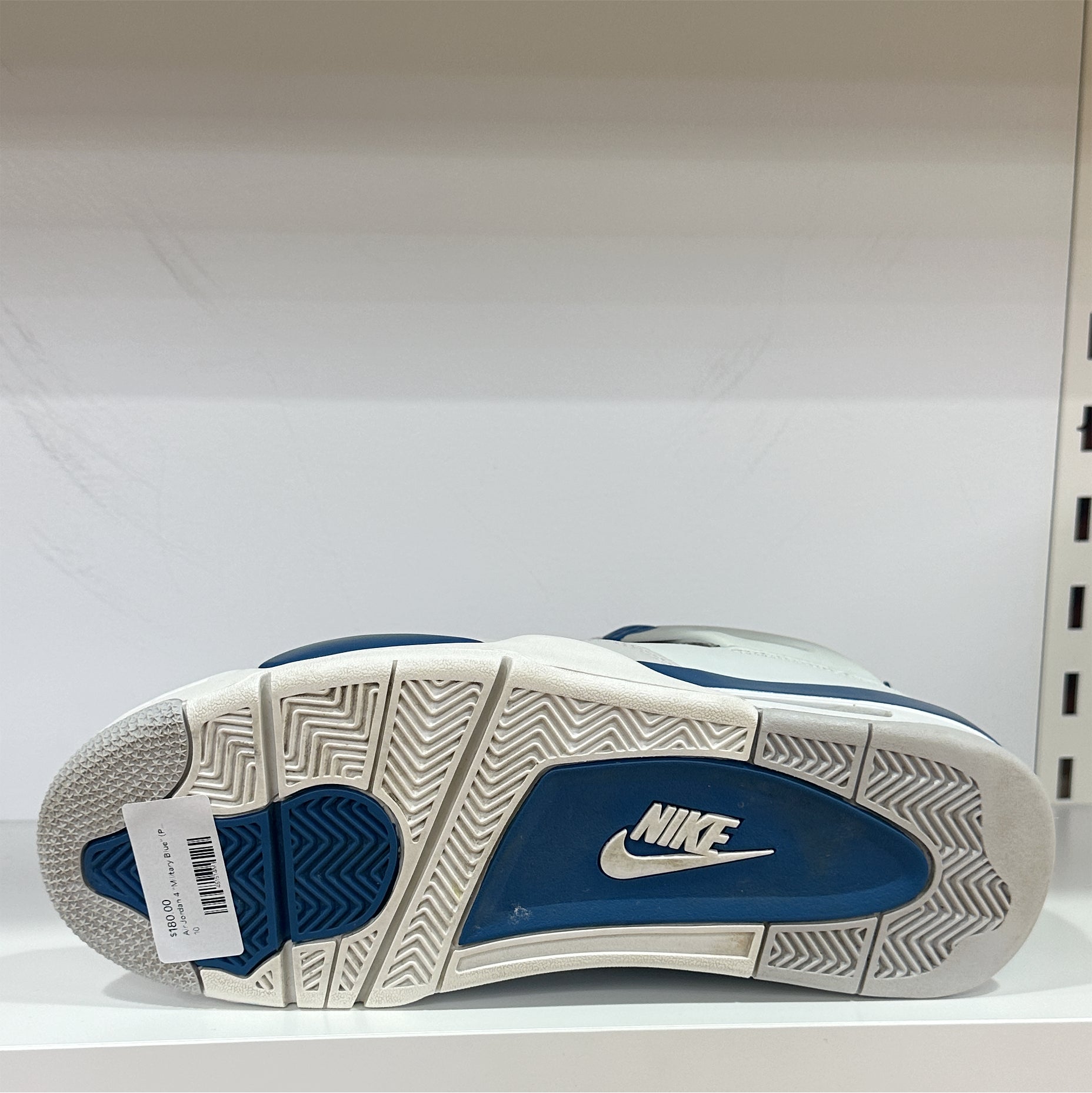 Air Jordan 4 “Military Blue” (Pre-Owned)