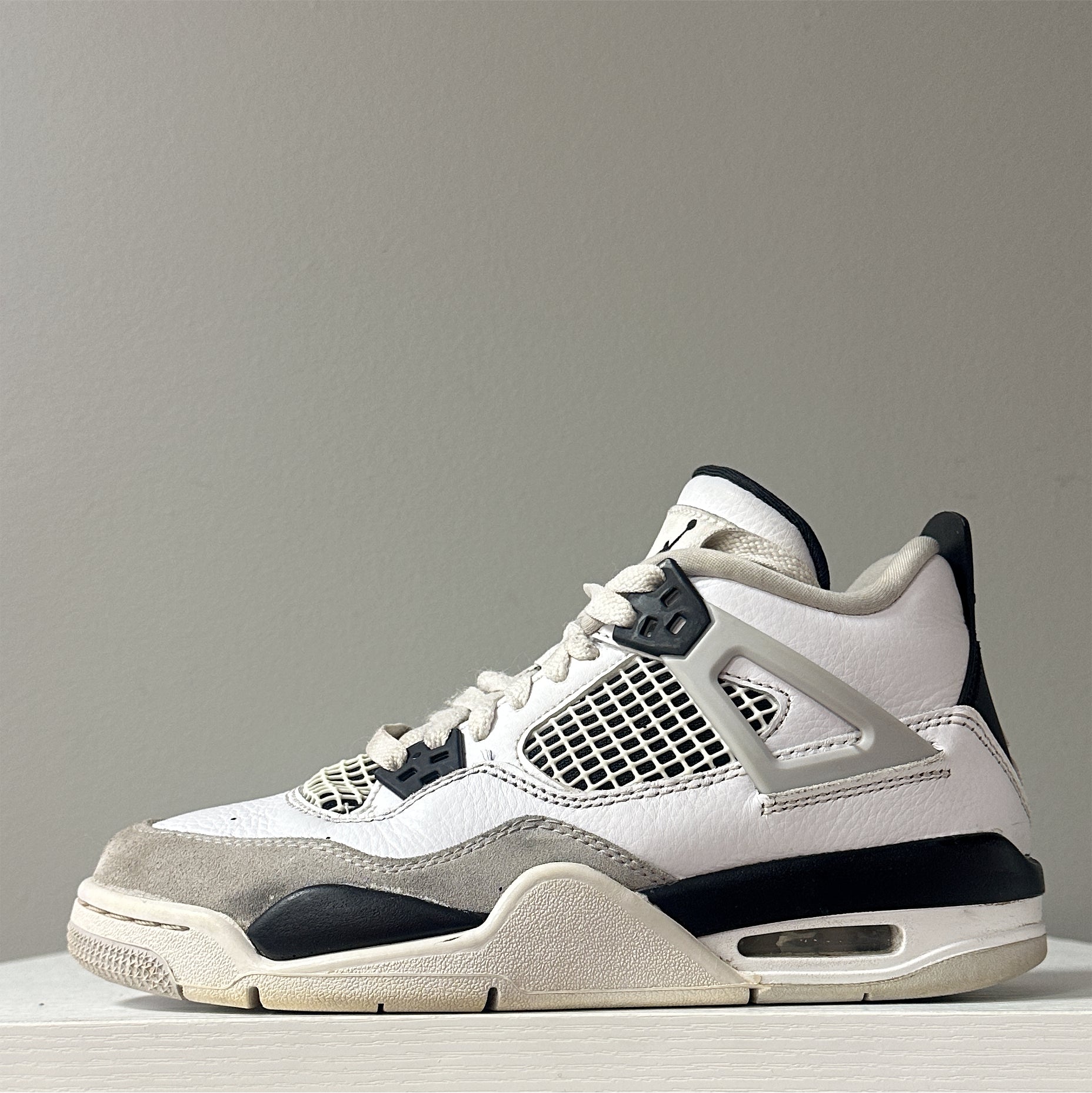 Air Jordan 4 "Military Black" (GS) (Pre-Owned)