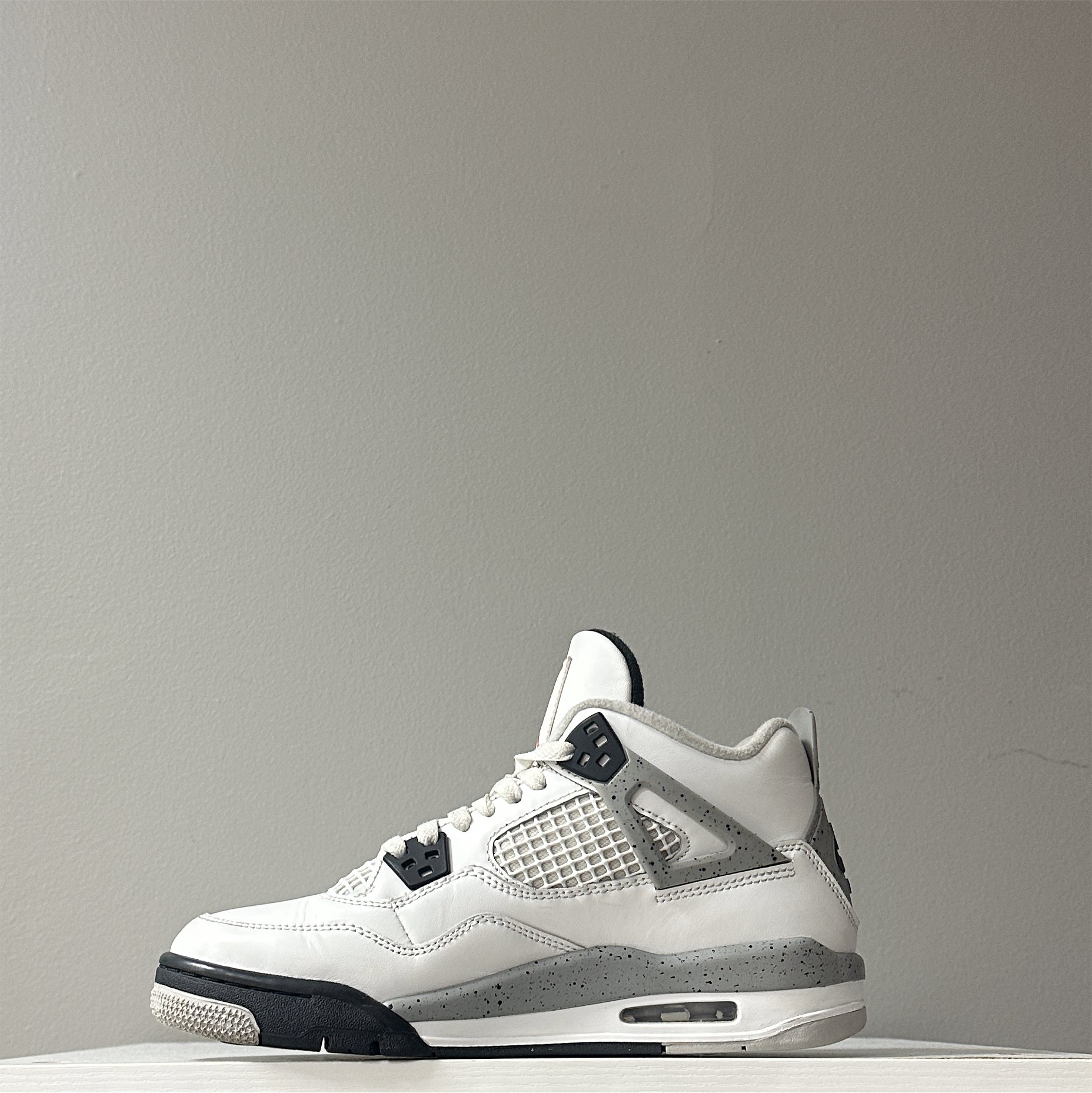 Air Jordan 4 "White Cement" (TD) (Pre-Owned)