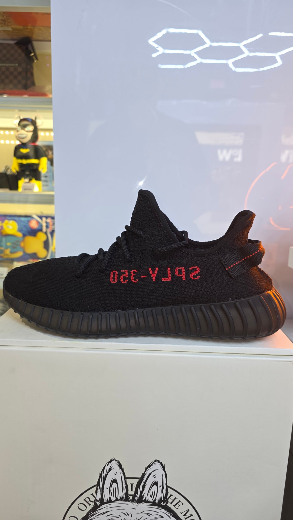 Adidas Yeezy Boost 350v2 "Black/Red" (Pre-Owned)