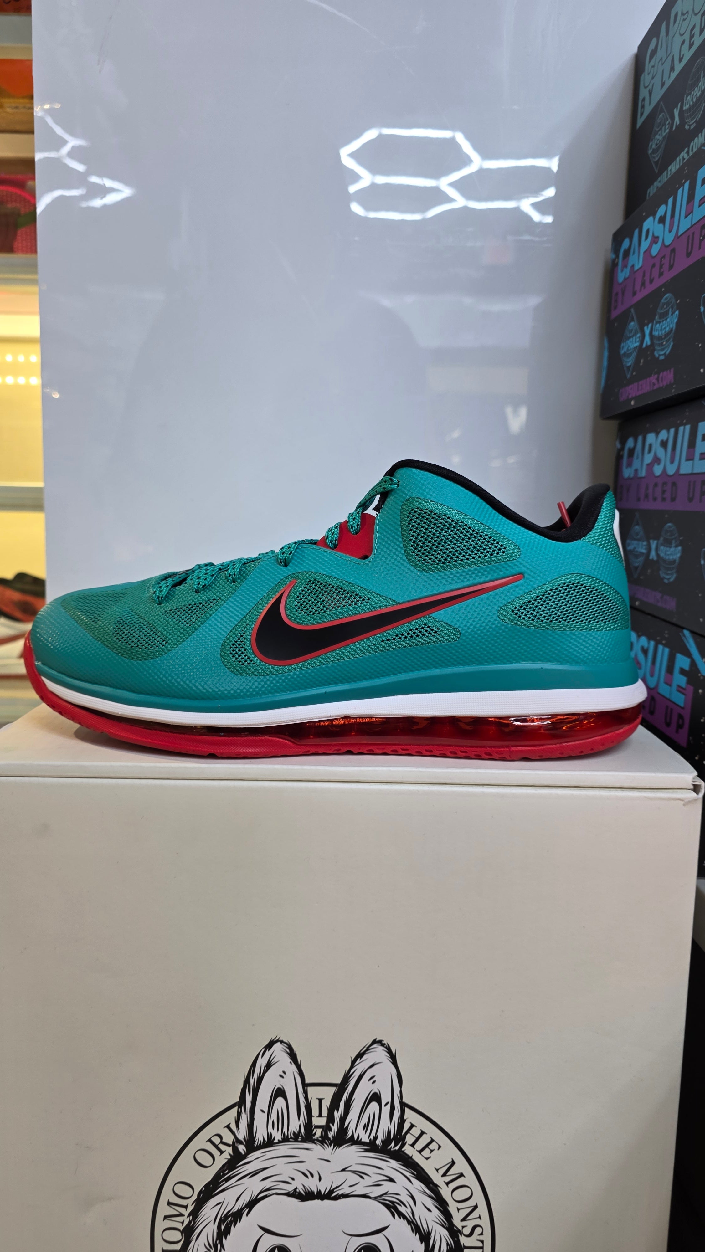 Nike Lebron 9 Low "Reverse Liverpool