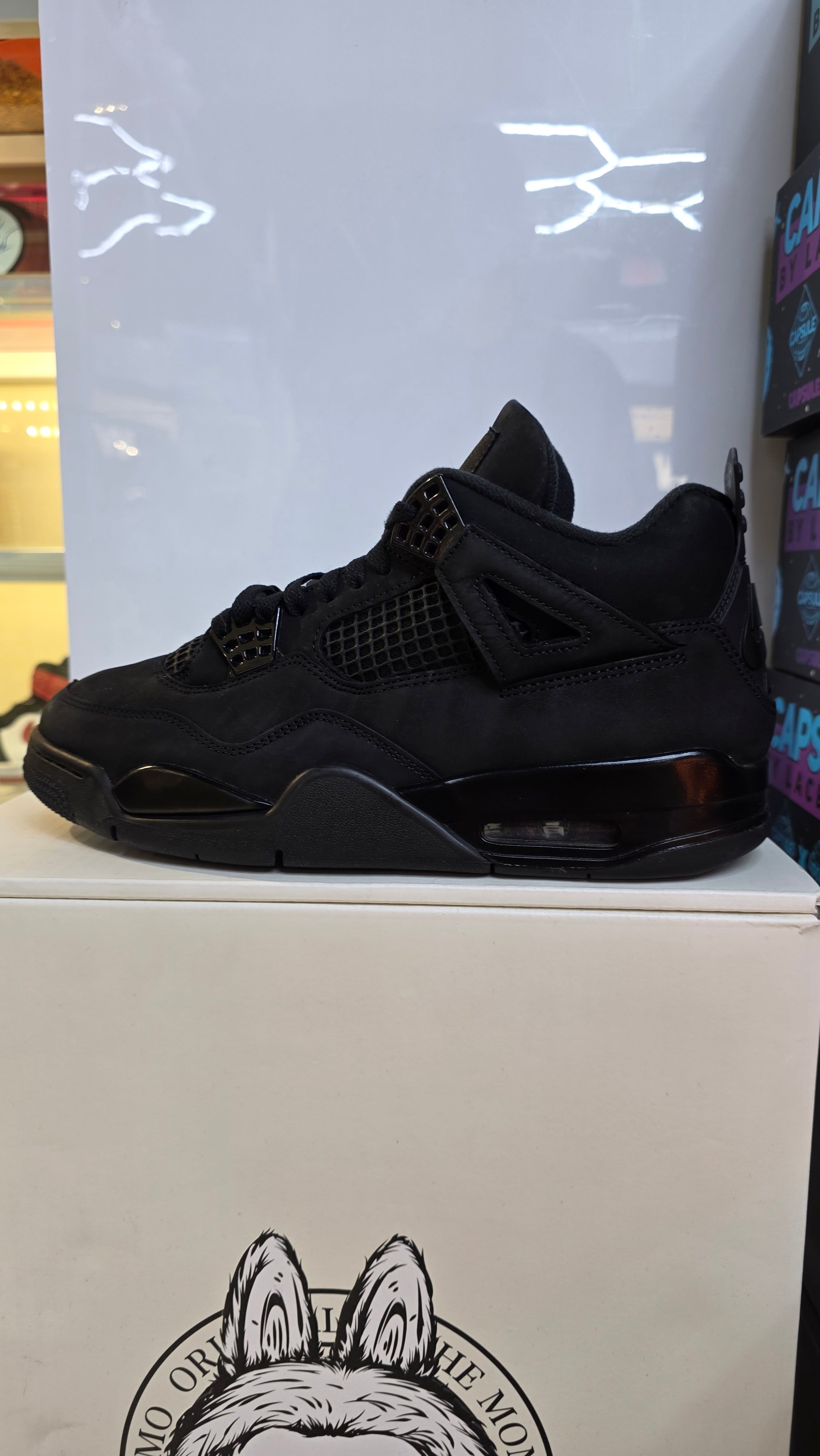 Air Jordan 4 "Black Cat" (Pre-Owned)
